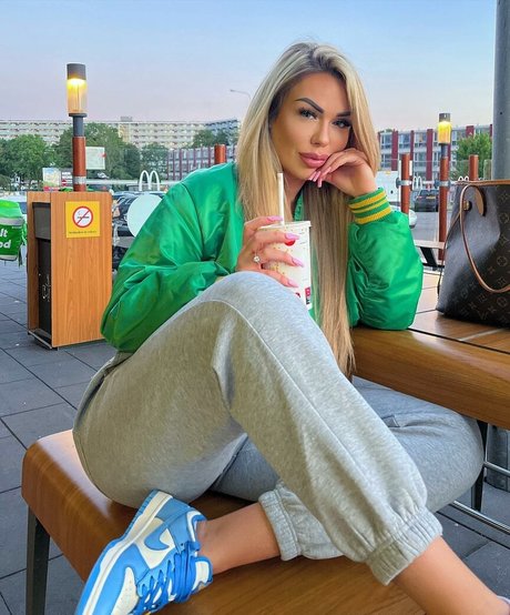 Lisa Amber beste kostenlose bild