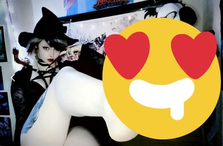 dawolfzz pornostar nackt bild