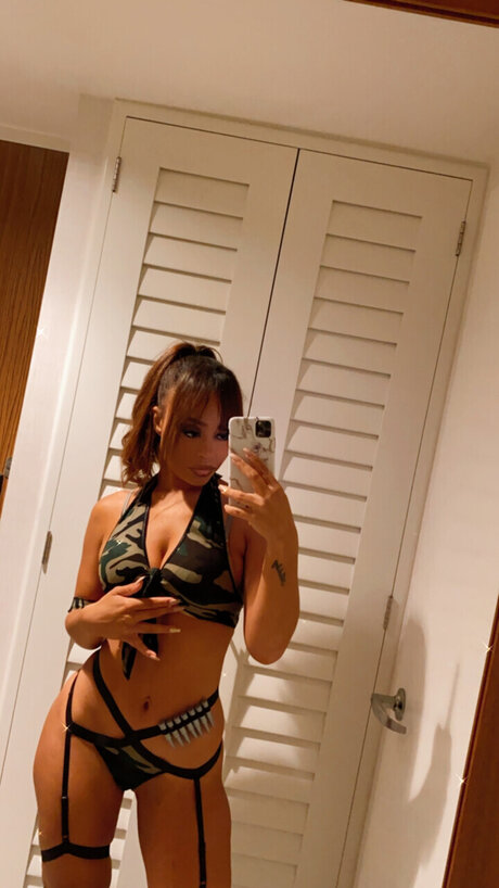 Jess Magic xxx erotische bilder