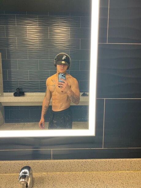 alex pornostar nette bild