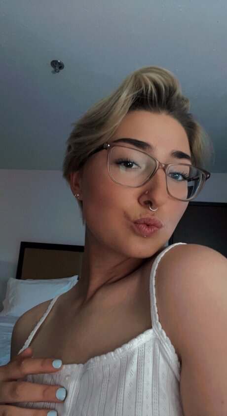 NikkySue kostenlose nackt galerie