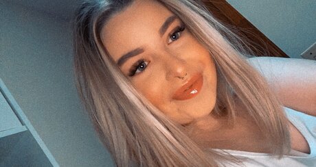 Nurse Nikki_ hübsche sexy galerien