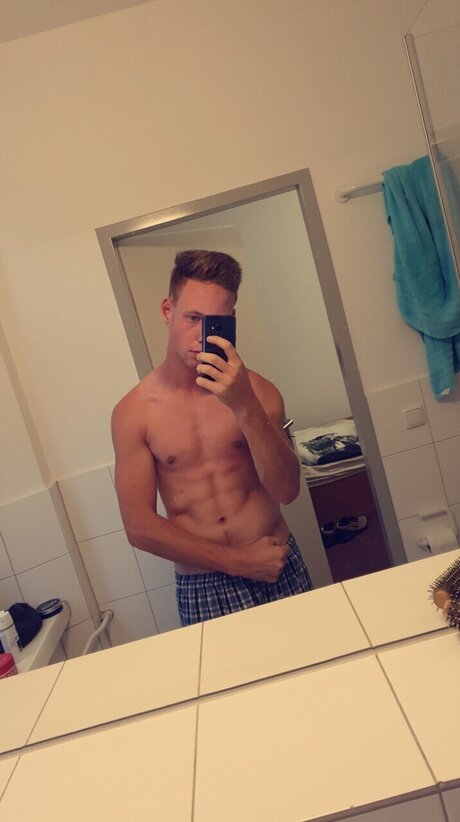 Alpha Eric perfekte freie foto