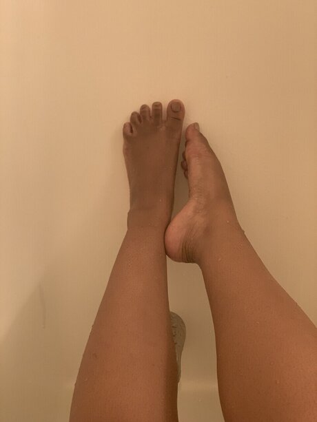 LickMyFeet13 erotische freie galerie