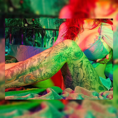 Goddess Lucyfer perfekte nackte galerie