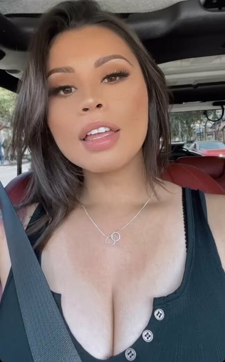 bbw gilf onlyfans exklusive sexy foto