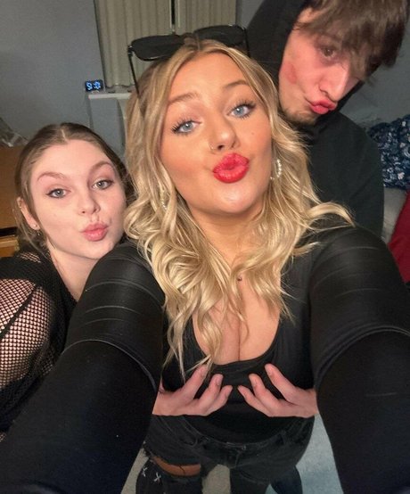 Mackenzie Spohn top freie galerie