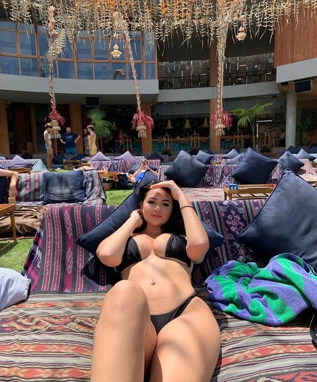 Anna Paul nackt top foto