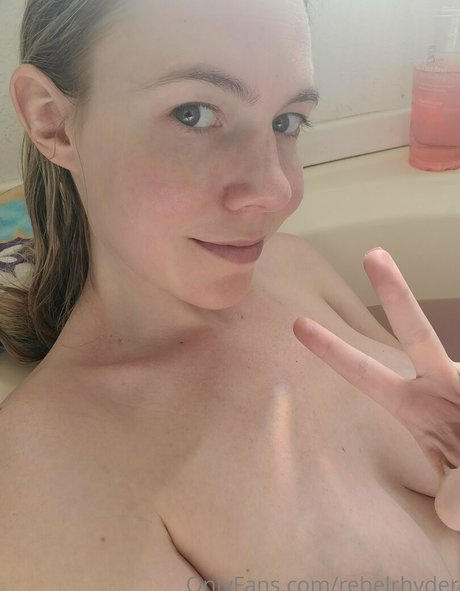 rebelrhyder exklusive schöne foto