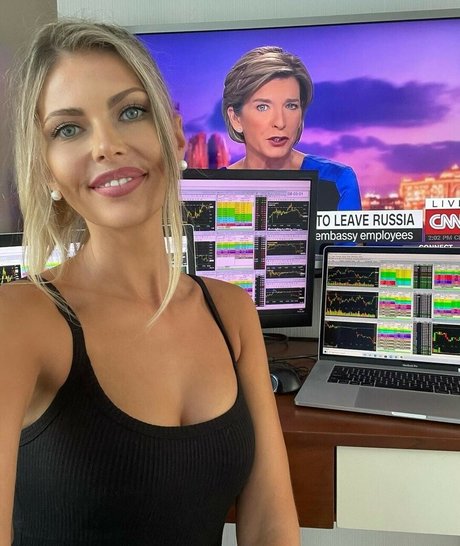 Anyatrades erwachsene hd galerien