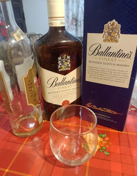 vollbusige brünette onlyfans schöne nackte galerie