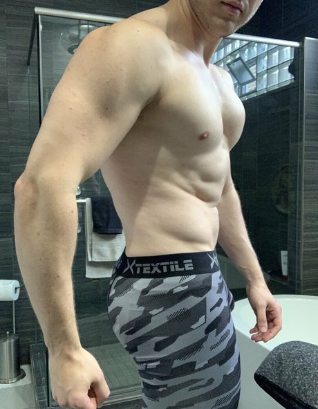 justingains pornostar heiße galerie