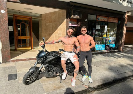 dünnes model onlyfans top hd bild