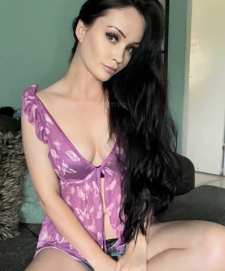 Mila Moore schöne nackt galerie