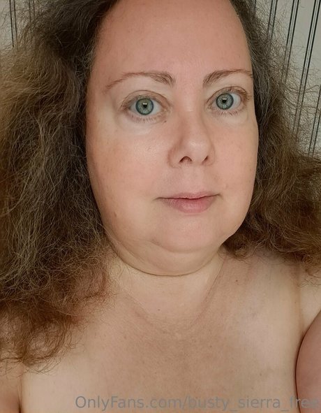 busty sierra free xxx hübsche foto