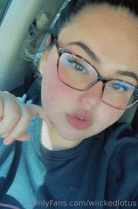 wiickedlotus kunst erwachsene bild