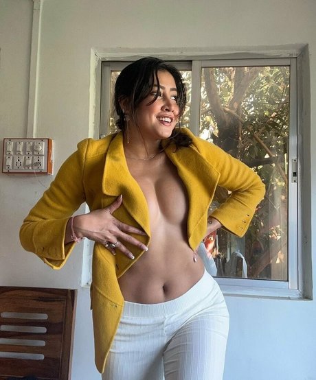 Sofia Ansari erwachsene nackte bild