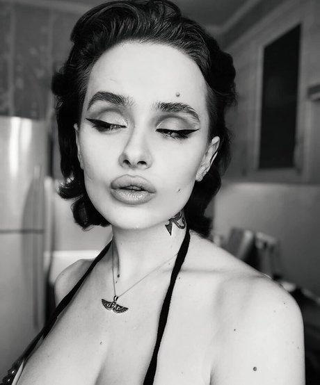 Taliyamilano heiße pornografische foto