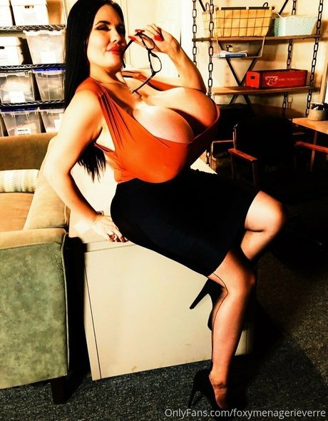 foxymenagerieverre model xxx fotos