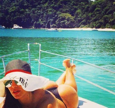 Fabiana Andrade kostenlose kunst archiv