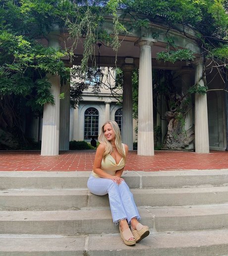 Taylor Z kostenlose nackt bilder