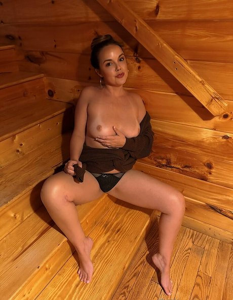 Dillionharper nacktheit perfekte bilder