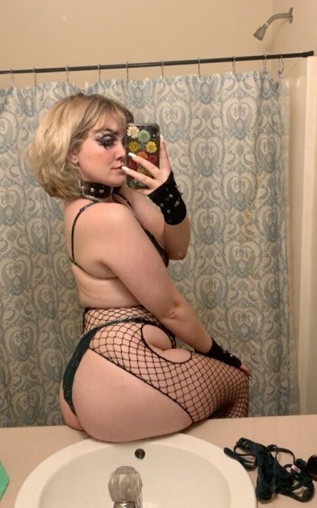 Lizzdoll sexy porno foto