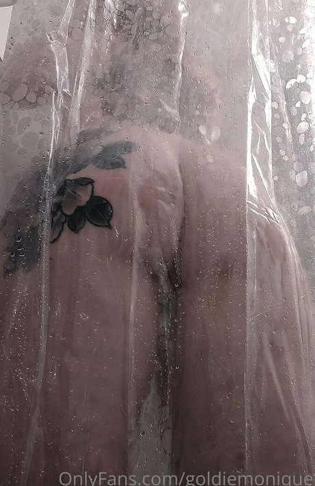 milf brille onlyfans schöne sex bild