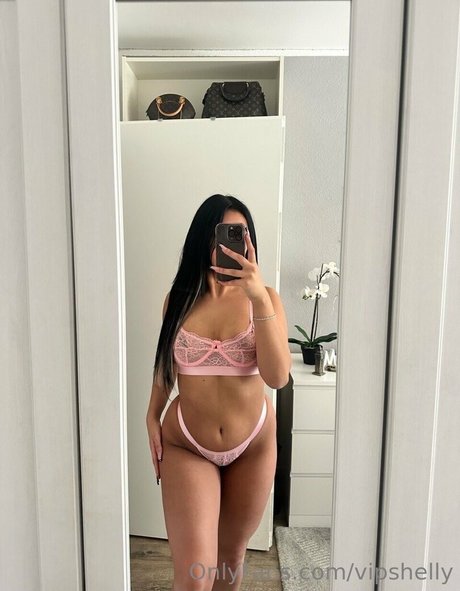 Vipshelly nacktheit erotische galerie