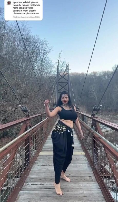 hübsche ebenholz-onlyfans top xxx archiv