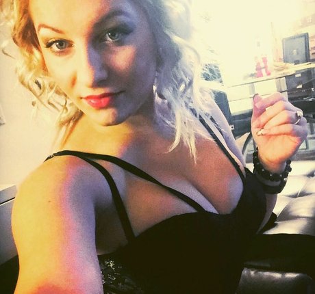 Mirjana Matic model nackten bild