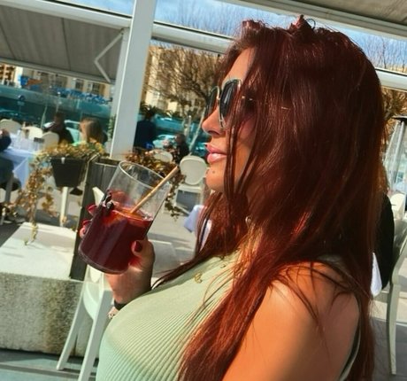 Gatina 22 nacktheit kostenlose bilder