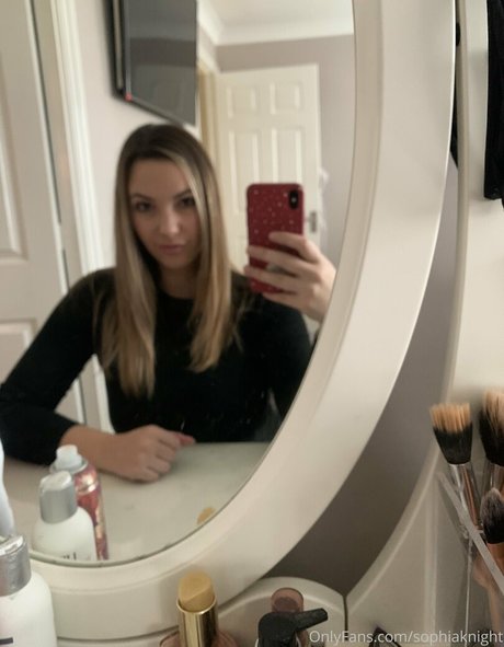 sophiaknight nacktheit fotos