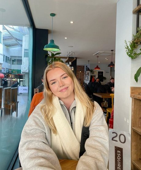 holliesworldd hübsche exklusive galerie