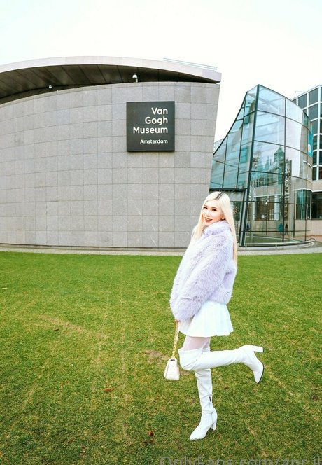 Apr il erotische erwachsene galerie