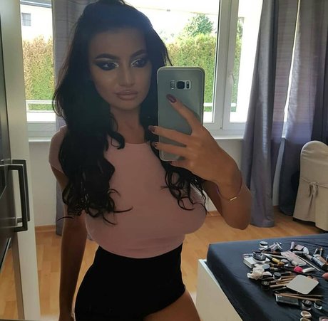 schwarze anal-onlyfans hübsche porno foto