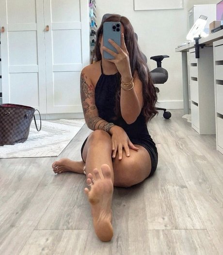 Mariefrenchgirlfeet nackt erwachsene bilder