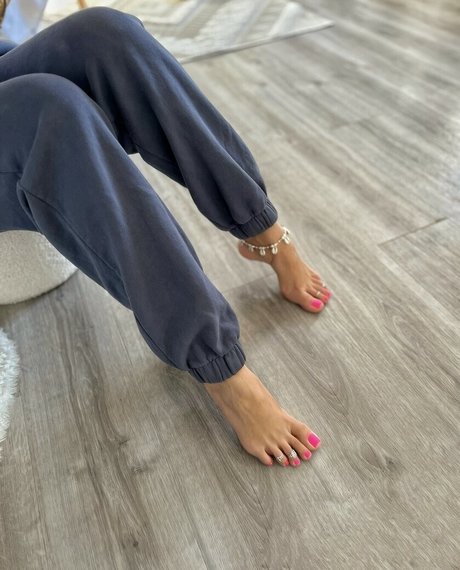 Mariefrenchgirlfeet schauspielerin perfekte galerien