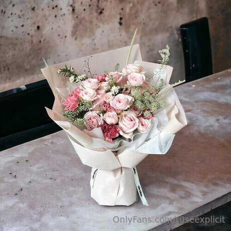 r0seexplicit schauspielerin akt galerie