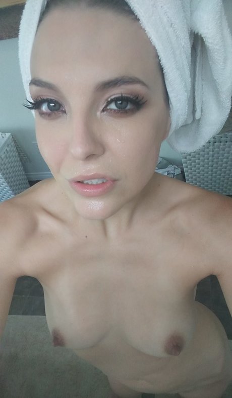 sadieholmesxxx model nackte fotos