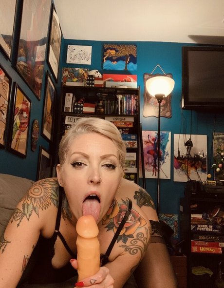 KeriLov3 model kostenlose galerie