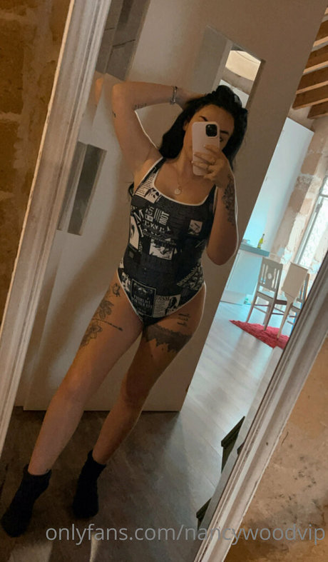 fingern spritzen onlyfans perfekte pornografische bild