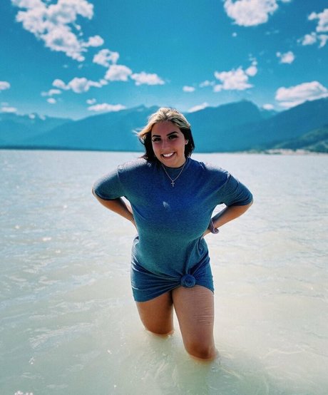 Isabelle Maltais nackt schöne foto