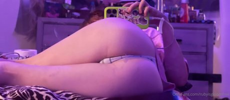 rubyisgloomfree porno kunst bilder