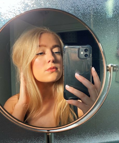 Lotten Sheppard schauspielerin sexy bilder