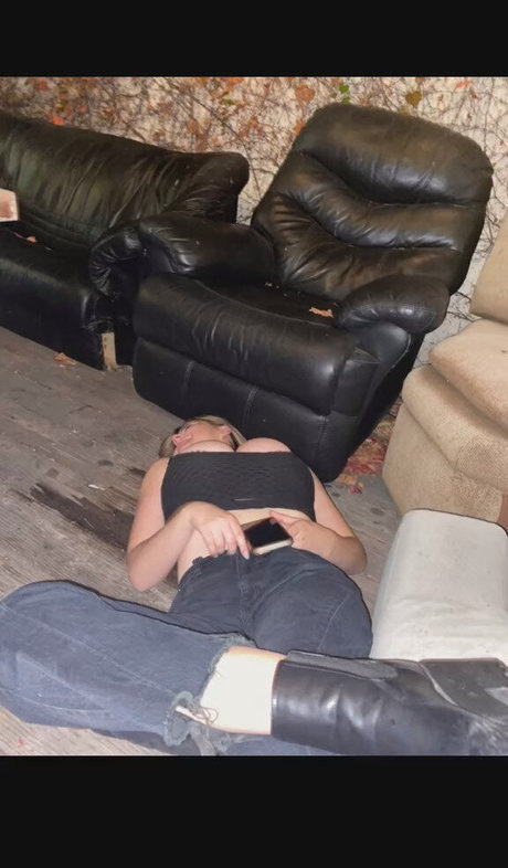 Emma R B erwachsene hd archiv