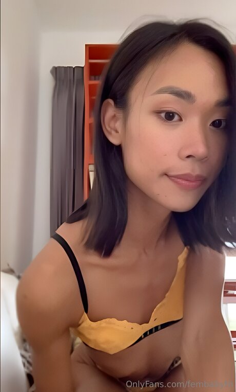 Fembabyth nacktheit sex bild