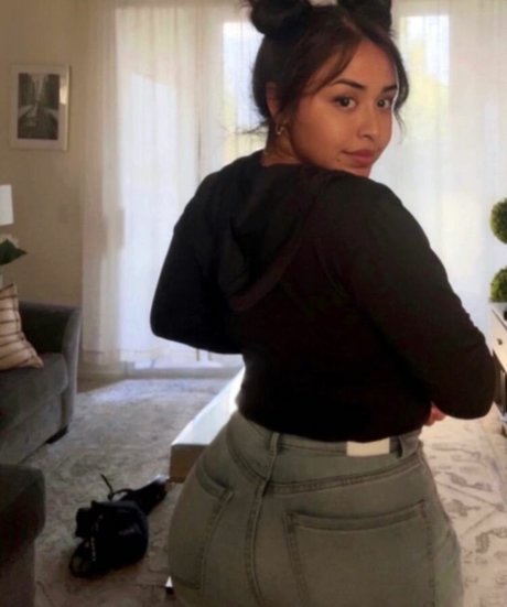 Sarai Fonseca erotische perfekte bild