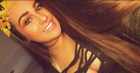 haarige ebenholz-onlyfans erwachsene akt bilder