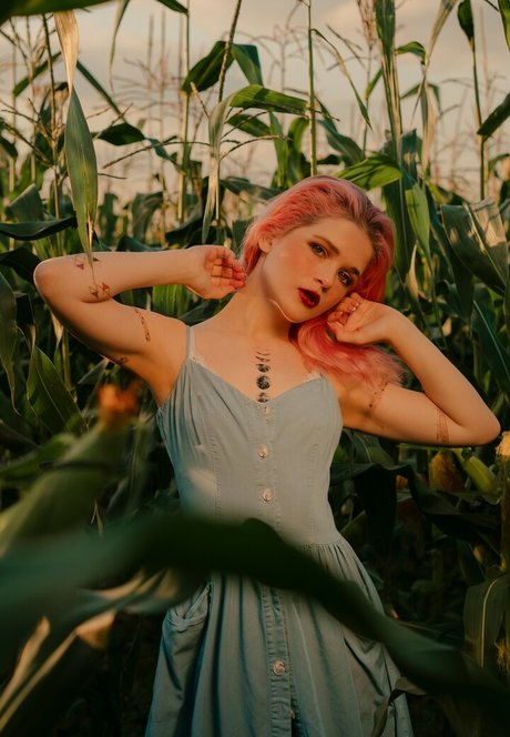 Di Simon schöne pornostar foto